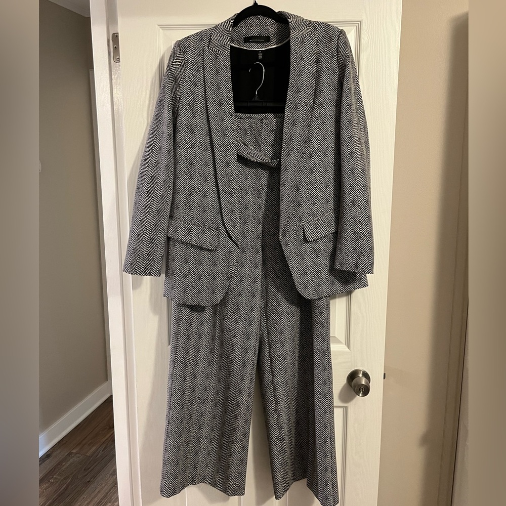 White House Black Market Black and White Herringbone Suit